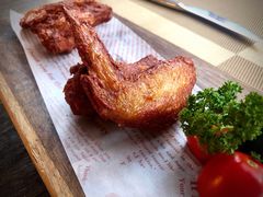 香辣蜜汁鸡翅-巴别塔法餐舍(朝阳店)