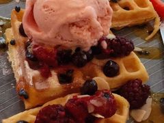 浆果华夫饼-Moka Bros 摩卡站(西单大悦城店)