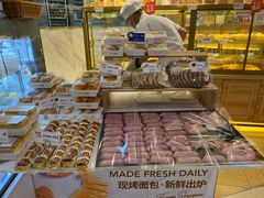 面包甜点陈列柜-BreadTalk面包新语·烘焙蛋糕(高德置地春广场店)