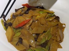 -品味居·首店·大连鲜活海鲜大连菜(东港店)