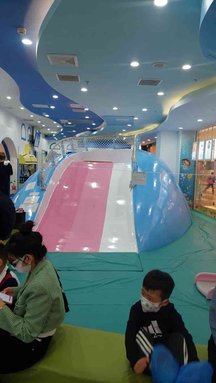 极橙儿童齿科(东马路店)-"【项目】洗牙 儿童齿科交通:有地下停车.