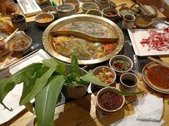 -顶顶汤火牛排火锅·经典铜锅涮肉