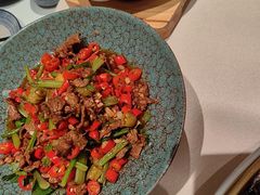 -八府香鸭·啫啫煲(华山路店)