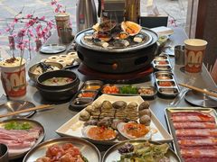 -围炉肉舍•炭烤活鳗•丹东海鲜烤肉(步行街店)