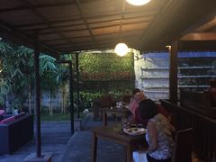 -Pundi Pundi Restaurant