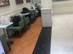 大堂-上海哈尔滨食品厂(淮海中路店)