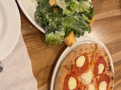 -城市大道红炉披萨烘焙坊