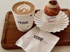 -VERIE BAKEHOUSE