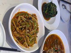 -峨嵋小镇·川菜(勒泰中心店)