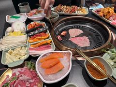 -梨花甄选自助烤肉(小寨原力场店)