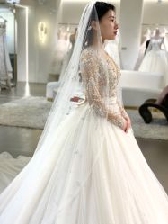 -艾米丽婚纱礼服