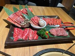 -炼火烤肉店