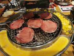-青瓦炭韩潮烤肉(花园道店)