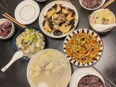 -爱的果实月嫂育婴师(世纪东方店)
