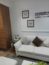 -HEYAN荷妍专业脱毛连锁机构
