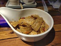 -多嘴肉蟹煲(万达店)