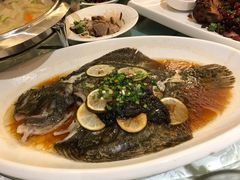 -泓历皇朝酒店(东亭店)