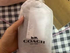 -COACH蔻驰(赛特奥特莱斯店)