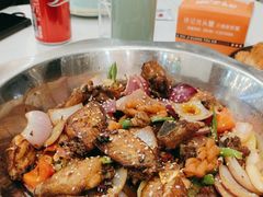 -休记光头香辣蟹干锅(绵竹店)