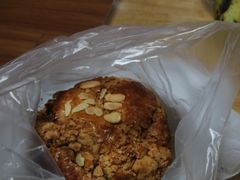 -85度C(生甜甜圈研究工坊·上海平凉店)