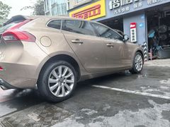 -倍耐力轮胎专卖店(碧云路店)