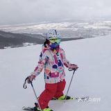 冬日带宝宝运动 领略滑雪的魅力