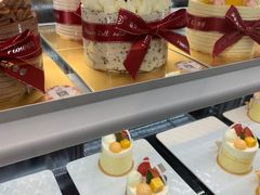 -花花卷卷·鲜食蛋糕(静安久光百货店)