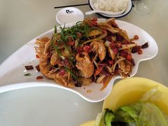 -覃记海鲜美食餐厅