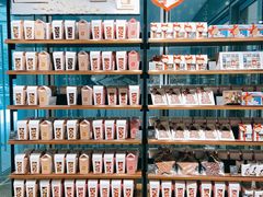 -Laderach 莱德拉(上海环贸iapm店)