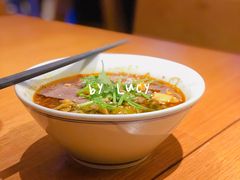 牛腱子泡椒酸辣粉-村外有星光小食铺(长嘉汇店)