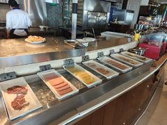 -荣誉国际酒店-云顶旋转餐厅