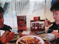 -潮界(LU·ONE凯德晶萃广场店)