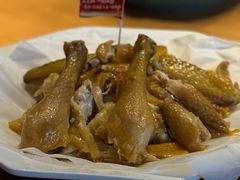 头上红煨盐鸡-头上红煨盐鸡·非遗院子餐厅