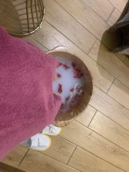 -香港倾城国际·美容美体中心