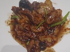 -皇城根·鲁菜济南菜·吊炉烤鸭·炒鸡鱼头(济南旗舰店)