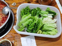-黄利砖万峰林布依特色酸笋牛肉馆