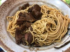 红烧牛肉拉面-金杨拉面王小吃面馆·牛三宝面·红烧牛肉粉