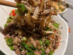 自制金针菇酸辣粉-海底捞火锅(吾悦广场店)