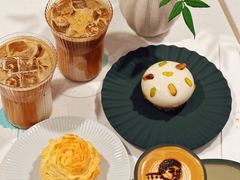 -潮一不贰·法式甜品·生日蛋糕·西式简餐(外滩店)