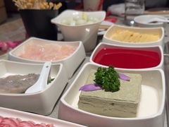 -海底捞火锅(宝龙广场夜宵主题店)