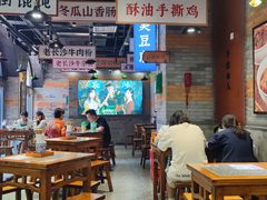 -湘下佬·老长沙吃货铺(酃湖万达店)