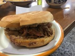 -秦豫肉夹馍(东羊市店)