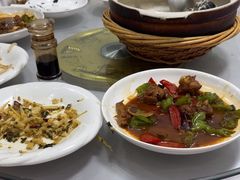 -天乐农家鱼头王(天目湖店)