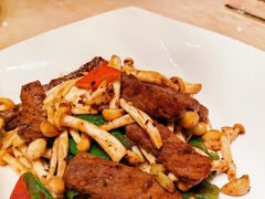 蒜豉爆炒日本尖椒牛柳腩-8餐厅(新葡京酒店)