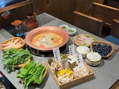 -阿婆情腊排骨火锅·野生菌季(古城旗舰店)
