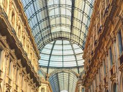 -文艺复兴百货(米兰大教堂广场店)