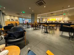 -星巴克臻选(嘉兴海宁银泰城店)