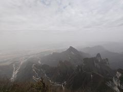 -张家界荷花国际机场