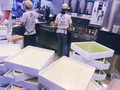 餐具摆设-华言豆腐鲜奶茶(杨家坪店)