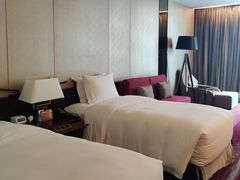 -广州天河希尔顿酒店